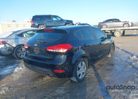 2016 Kia Forte Lx из США, поврежденный, VIN KNAFK5A86G5597025